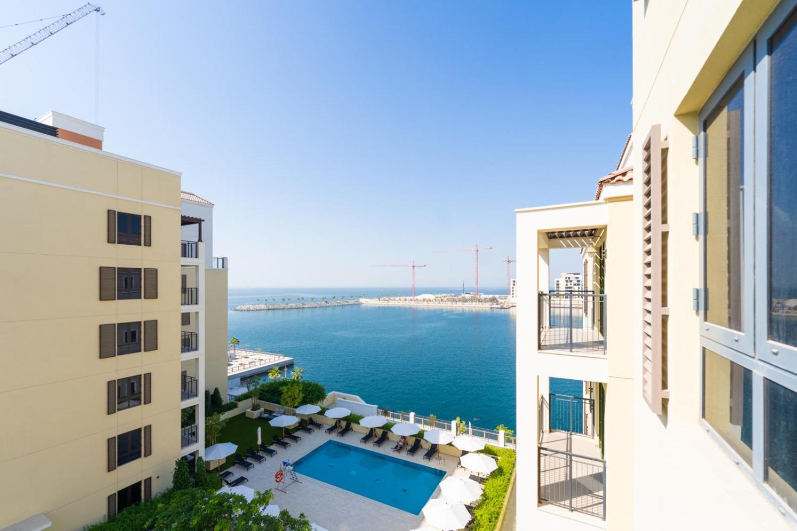 La Sea View 1 Bedroom, Holiday home *