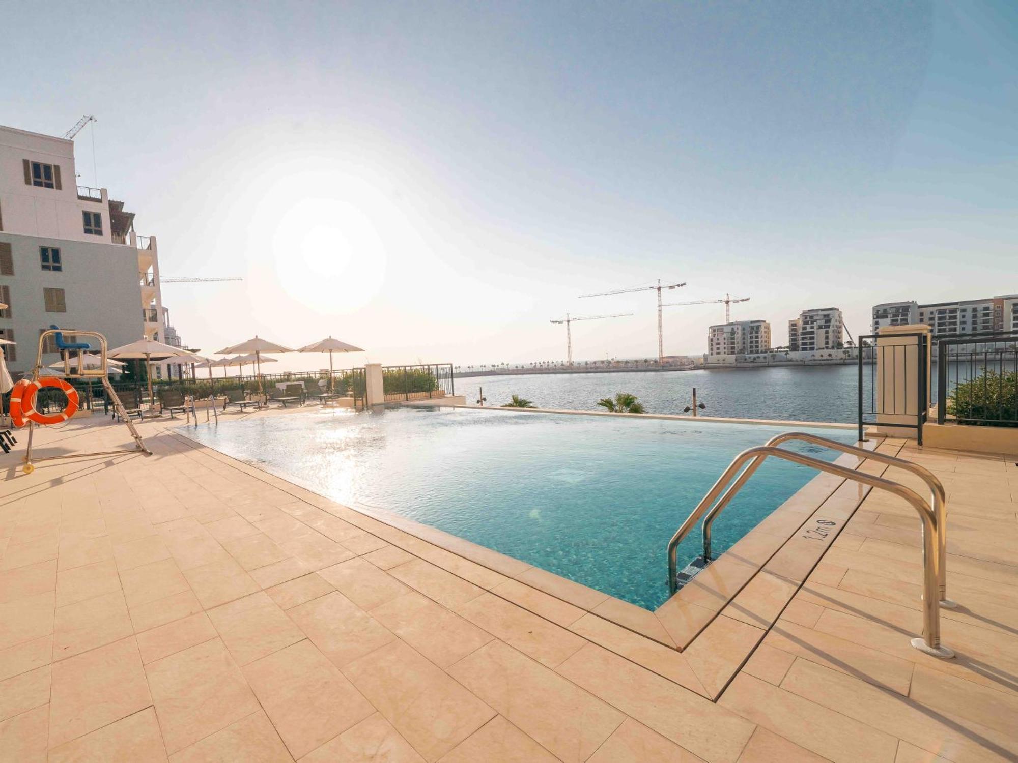 La Sea View 1 Bedroom, Holiday home
